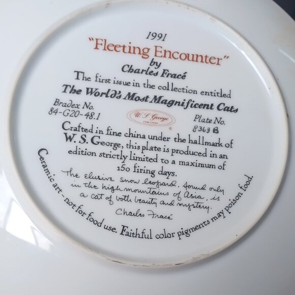 Beautiful Snow Leapord Collectors Plate - Picture 2 of 2